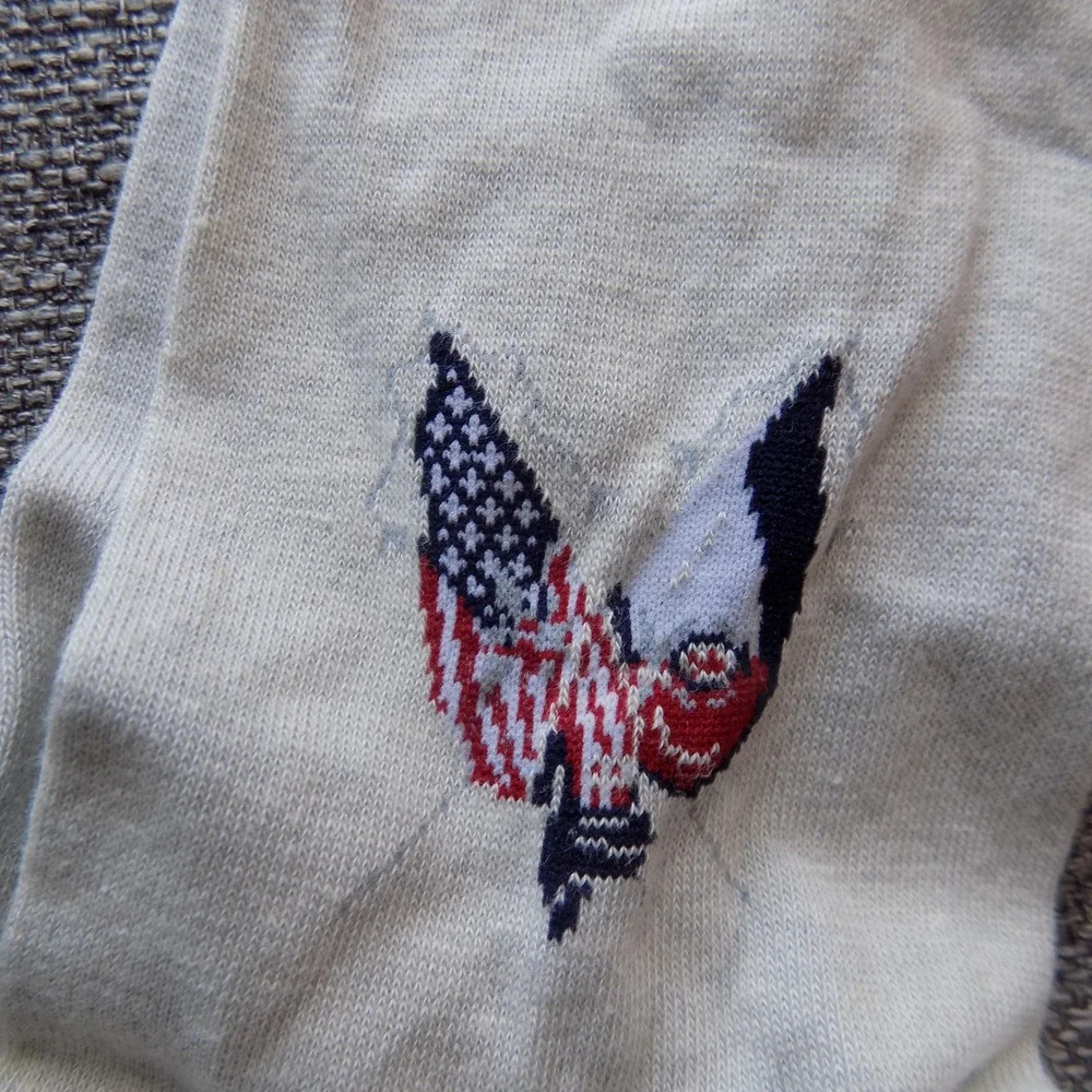 Tommy Hilfiger Crew Socks Mens OS White NEW Vintage USA Eagle Flag 944033 SR #38